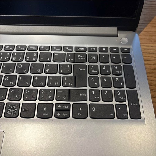 レノボ　LenovoThinkBook
