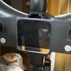 撮影スタジオで使用　NEEWER  RL-18 18インチ LEDリングライトの画像