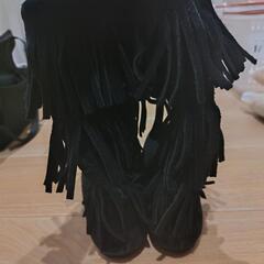 MINNETONKA　フリンジロングブーツの画像