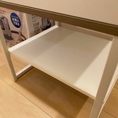 サイドテーブルの画像
