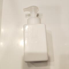 無印良品　泡で出るポンプの画像