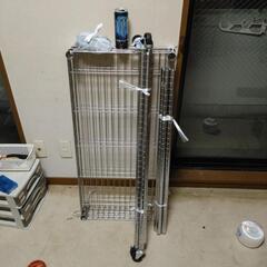 スチールラックの画像