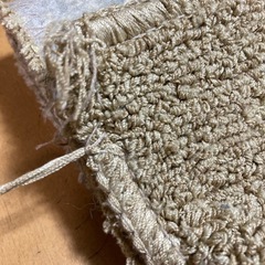 ニトリ デザイン ラグ ベージュ系の画像