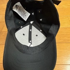 adidas キャップ
の画像