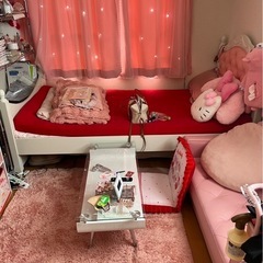 ベッドフレームの画像