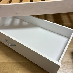 ベッド下収納の画像