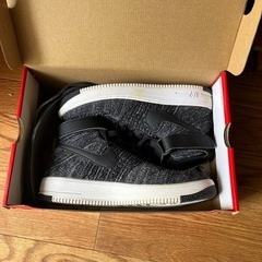 AIR FORCE 1 ULTRA FLYKNIT MID　27.5cmの画像