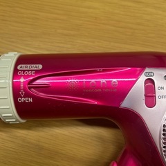 ヘアドライヤーの画像