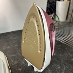 【スチームアイロン】【東芝】クリーニング済み【管理番号11208】野の画像