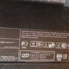 DELL　E シリーズ 　E177FP 17 インチ 　フラットパネル 　LCD モニター *** さらに500円に値下げ!!!***の画像