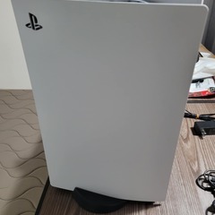 PS5 CFI-1015A コントローラー2個と充電器付きますの画像