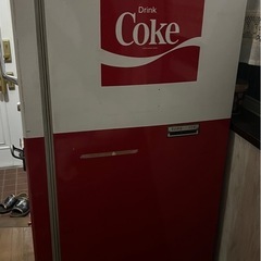 コカコーラ冷蔵庫の画像