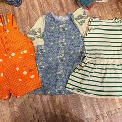 子供服　サイズ90 女の子　28点まとめての画像