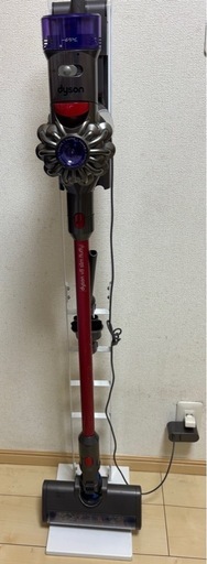 大人気　ダイソンV8 slim fluffy  Dyson