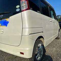 ニッサンrookの画像
