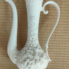 陶器製 花びんの画像