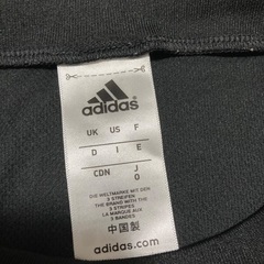 adidasシャツmサイズ2着セットの画像