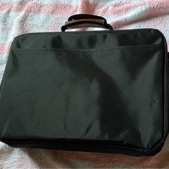 ビジネスバッグの画像