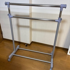 パイプハンガーの画像