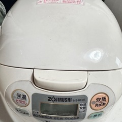 冷蔵庫、炊飯器、乾燥機の画像