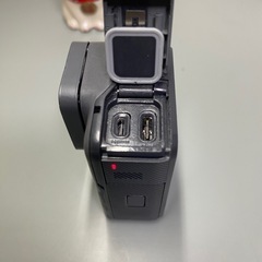 GOPRO HERO 6 本体と電池2個の画像
