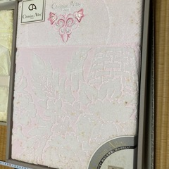 タオルケット4枚　未使用ですがかなり古いですの画像