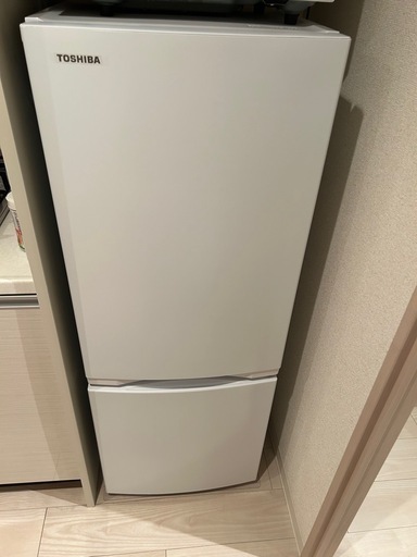 TOSHIBA  冷蔵庫　GR-V15BS