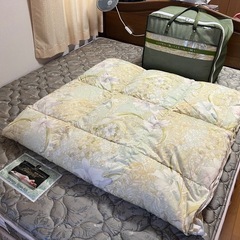 ホテル仕様のBIG
サイズのベット一式（中古美品 ）の画像