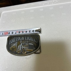 トラック　コンボイのバックル　ベルトの画像