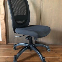 【IKEA】デスク用チェア　黒の画像