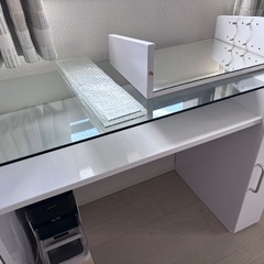 LOWYA 本格ネイルデスク ホワイトの画像