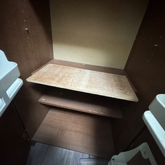 木製戸棚の画像