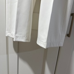 ユニクロ タックワイドパンツ XS ホワイトの画像