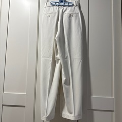 ユニクロ タックワイドパンツ XS ホワイトの画像