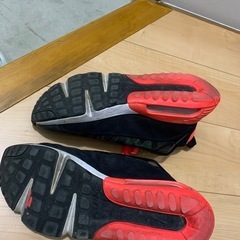 お盆限定！NIKE スニーカーの画像