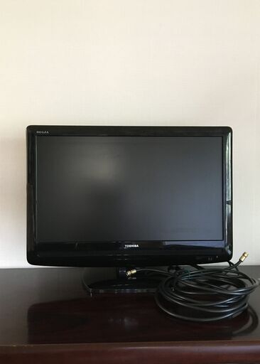 美品【テレビ】東芝 TOSHIBA デジタルハイビジョン液晶TV  REGZAｼﾘｰｽﾞ レグザ 22AV550