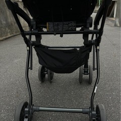 ベビーカー　
コンビ Combi　の画像