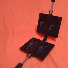 【直接引取り限定】試し使用のみ■南部鉄器■岩鋳■②枚同時焼き■たい焼きプレート■お菓子■製菓用品■おやつ調理器具■配送不可の画像