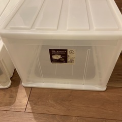 ニトリの押し入れケースの画像
