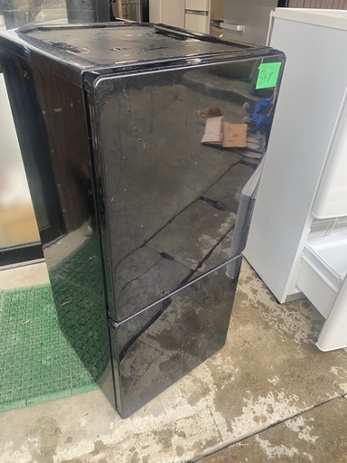 NO B418?福岡市内配送設置無料✨?ユーイング U-ING 冷蔵庫 （110L・右開き） 2ドア ギャラクシーブラック UR-F1