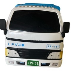 ゴミ収集車の画像