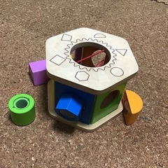 Hape木製型はめパズルの画像