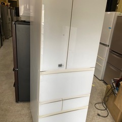 NO B407🌈福岡市内配送設置無料✨🌈東芝 TOSHIBA マジック大容量 FVシリーズ 冷凍冷蔵庫（551L・フレンチドア） 6ドア クリアシェルホワイト GR-J560FV(ZW)の画像