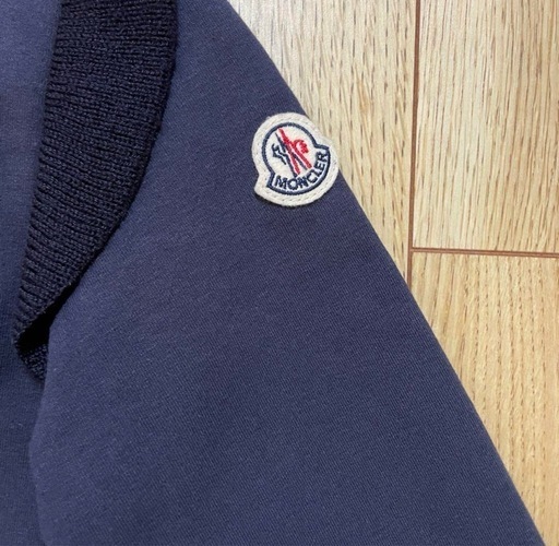 【美品】MONCLER ネイビー トレーナー　キッズ　140