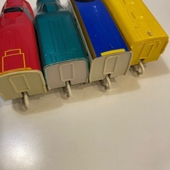 プラレール　手押しで光る新幹線　4つの画像