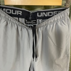 アンダーアーマー UA ハーフパンツ　グレー　サイズMの画像