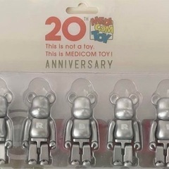 【終了】BE@RBRICK 100% セット の画像