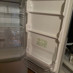 富山県魚津市から　シャープ　冷蔵庫　家電　264Lの画像