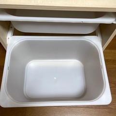 IKEAかニトリ　TROFAST 収納ラック ボックス付きラック　おもちゃ収納の画像
