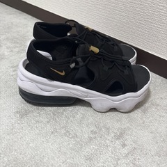 ナイキ　エアマックスココの画像